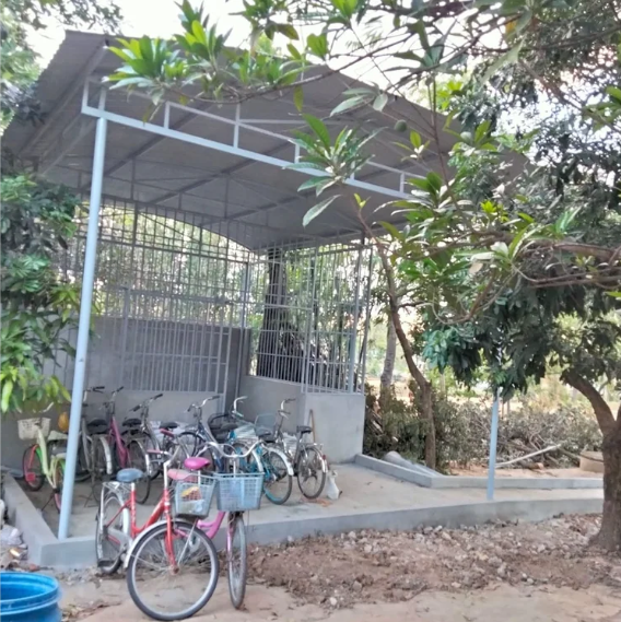 Bicycle shelter
